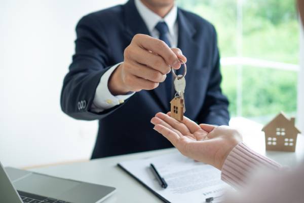 Lebenslauf des Immobilienmaklers